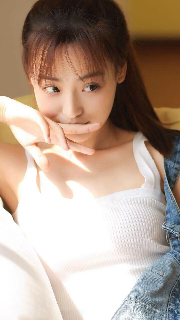 爱游戏电竞官网-女子篮球队注重攻防转换速度培养适应快节奏比赛，女子篮球队训练方法