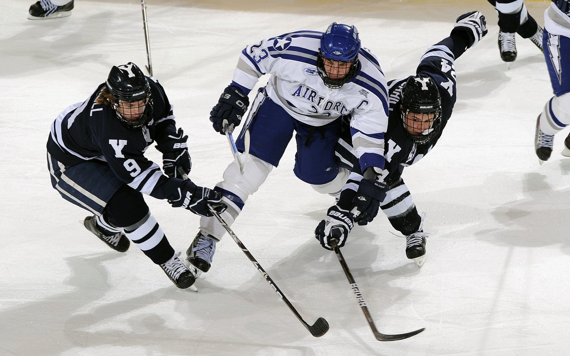 ayx体育-史上最“爆炸”逆转：那场比赛让所有观众疯狂！，爆炸排名视频