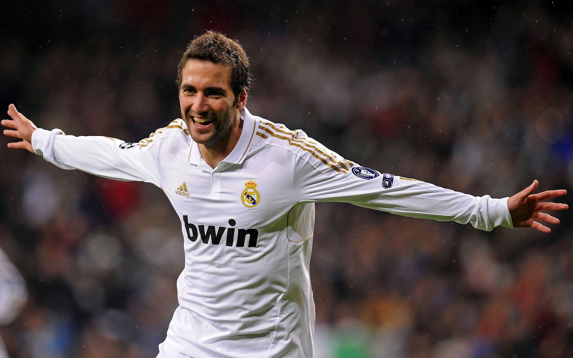 爱游戏官方网站-电竞产业投资持续升温，新兴战队纷纷成立，电竞新势力